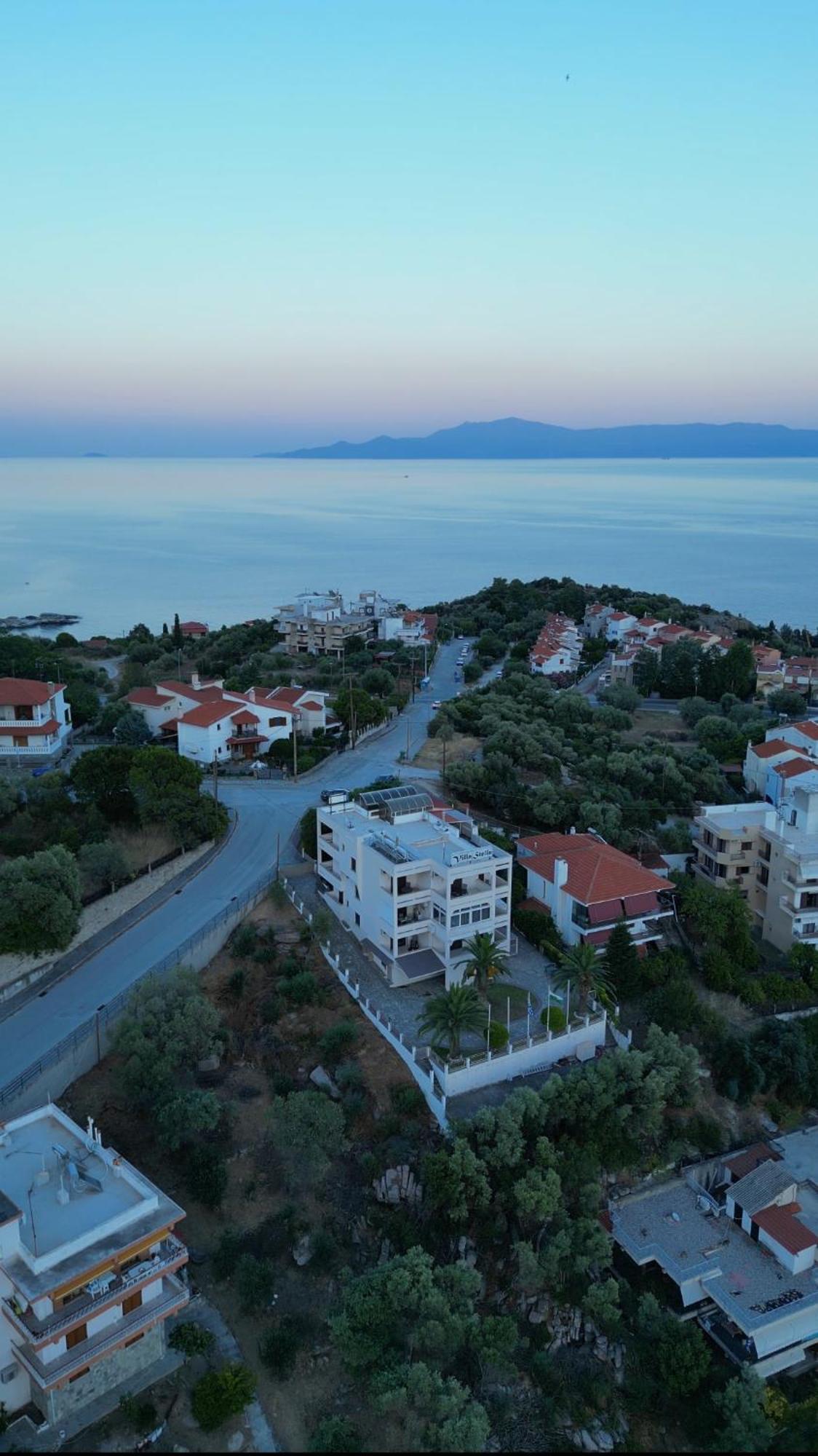 Mimoza'S Sea View Apartment Palaiontsiflikion Luaran gambar